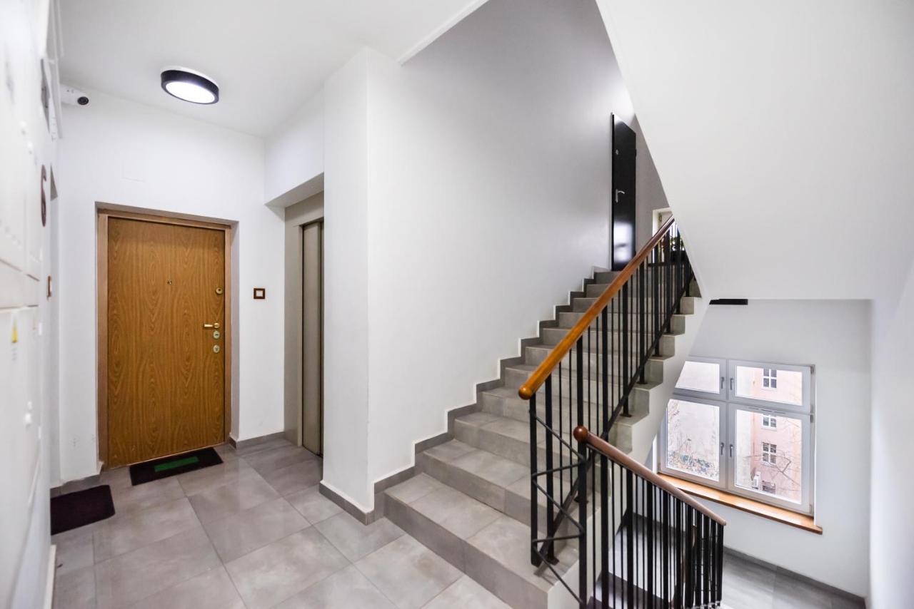 ורשה Superior Metro Centrum Apartment מראה חיצוני תמונה